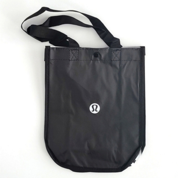 Lululemon 3 Reusable Totes Caryall  Red White Black - Picture 7 of 9
